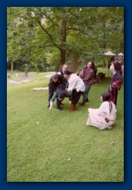 Unsere Mitstreiter übern das Messerstechen