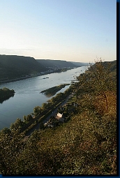 Blick rheinabwärts nach Brohl