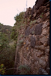 Selbige Mauer von nahe