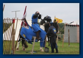 Ritter auf rasiertem Pferd